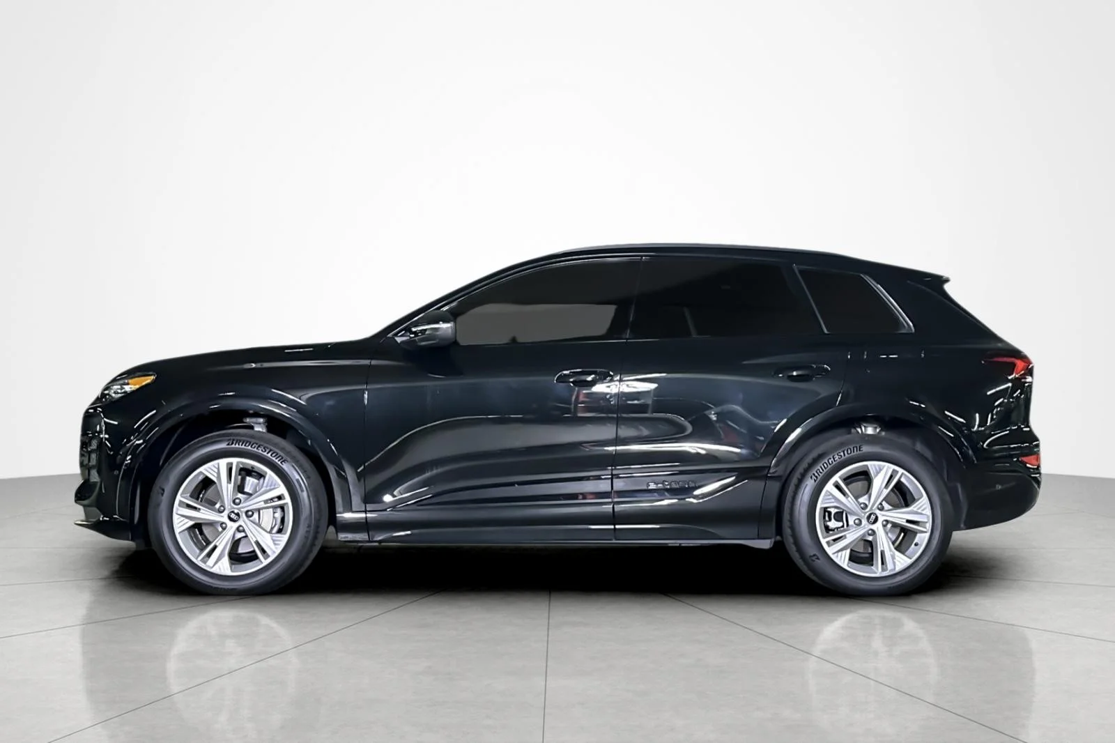 Used 2025 Audi Q6 e-tron Premium with VIN WA112BGF9SA021327 for sale in Beverly Hills, CA
