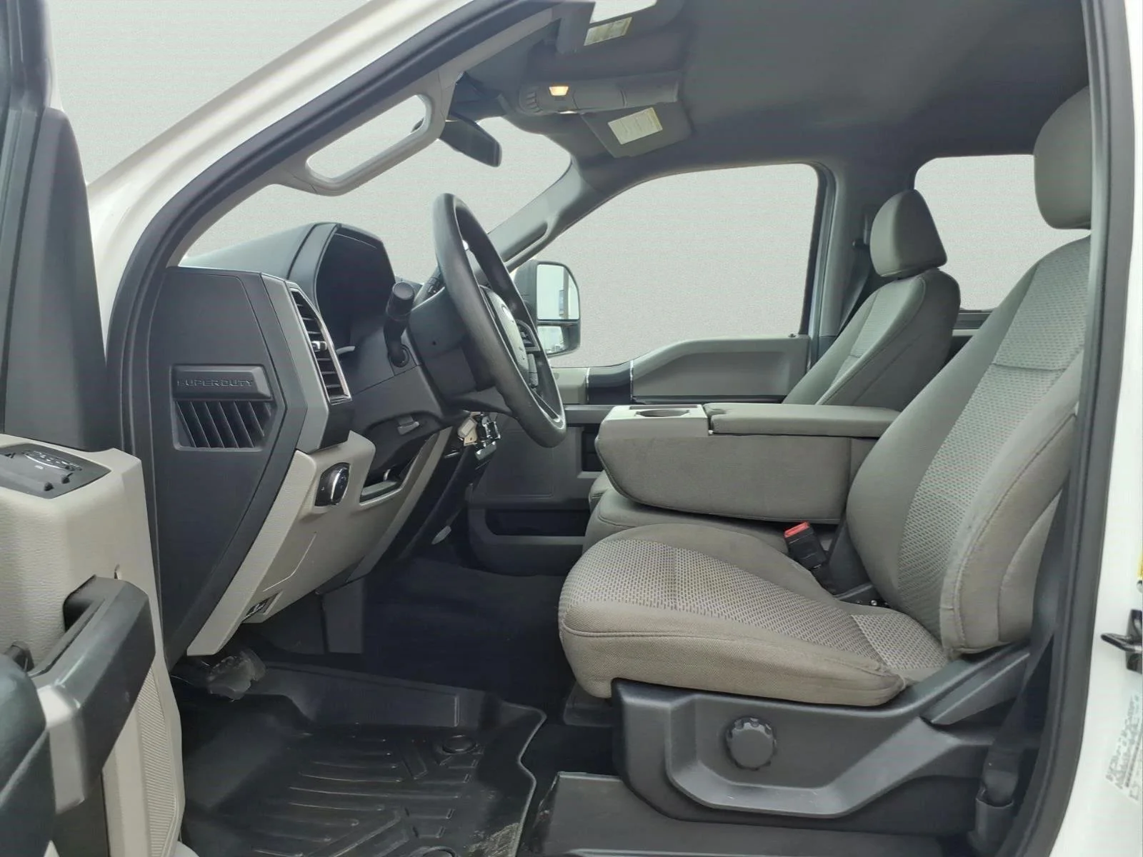 Used 2021 Oxford White Ford XLT image 17