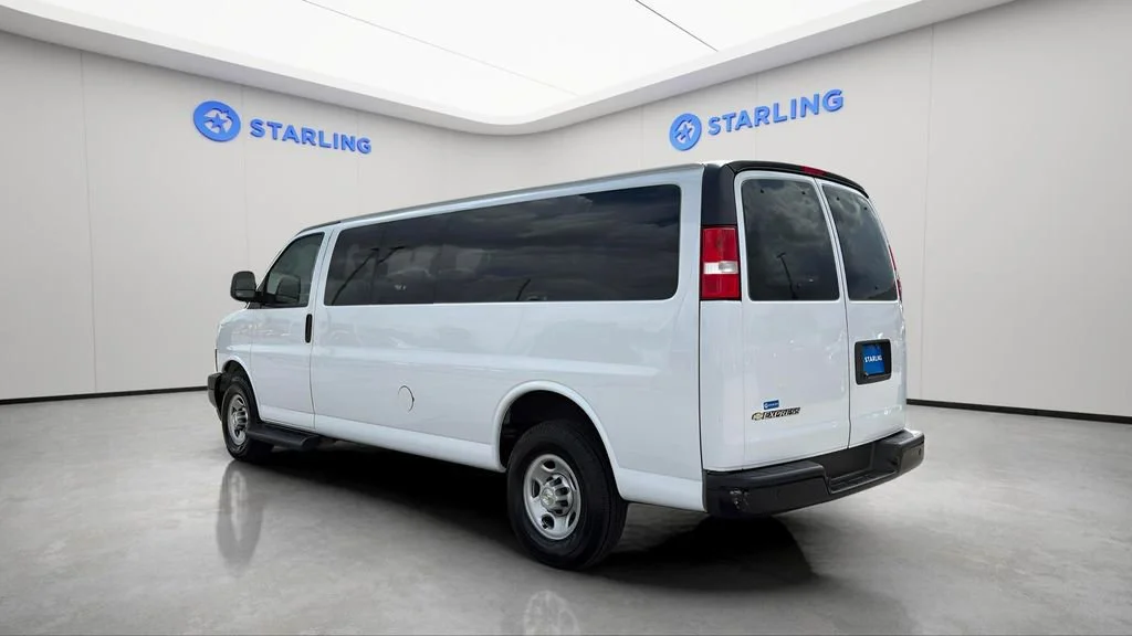Used 2023 Summit White Chevrolet 1LS image 5