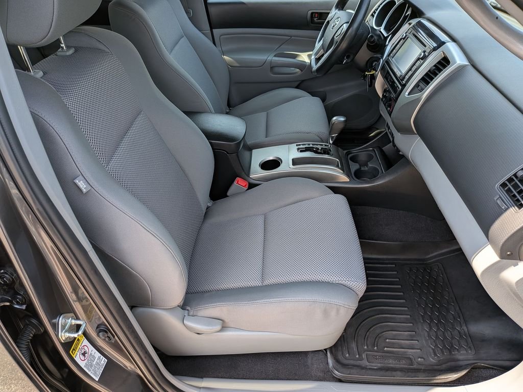 Used 2014 Gray Toyota Base image 28