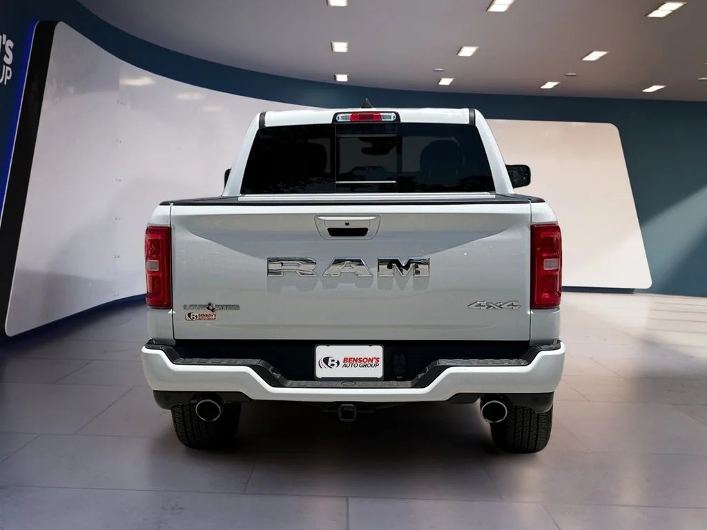Used 2025 White Ram Big Horn/Lone Star image 4