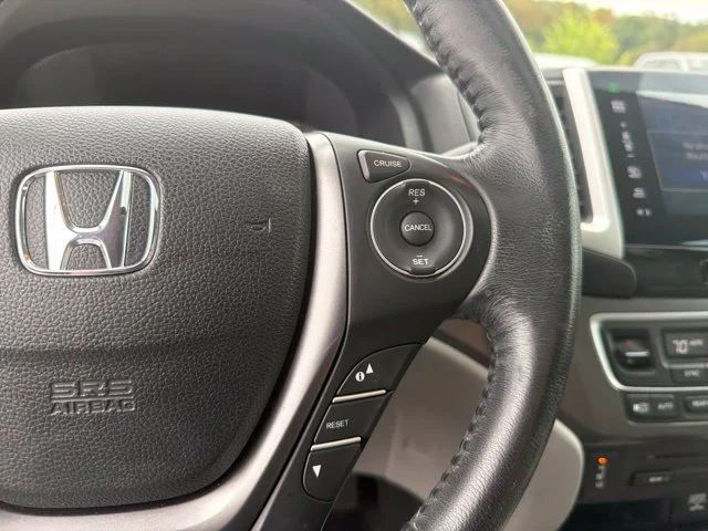 Used 2016  Honda EX-L image 31