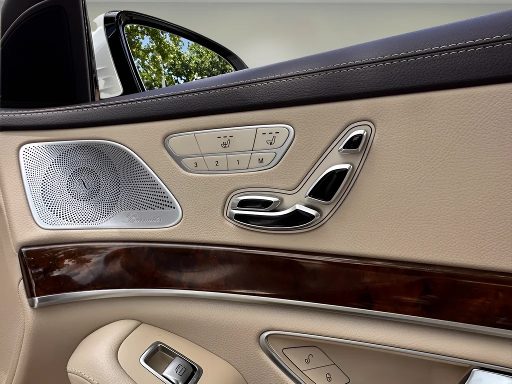 Used 2014 White Mercedes-Benz S 550 image 18