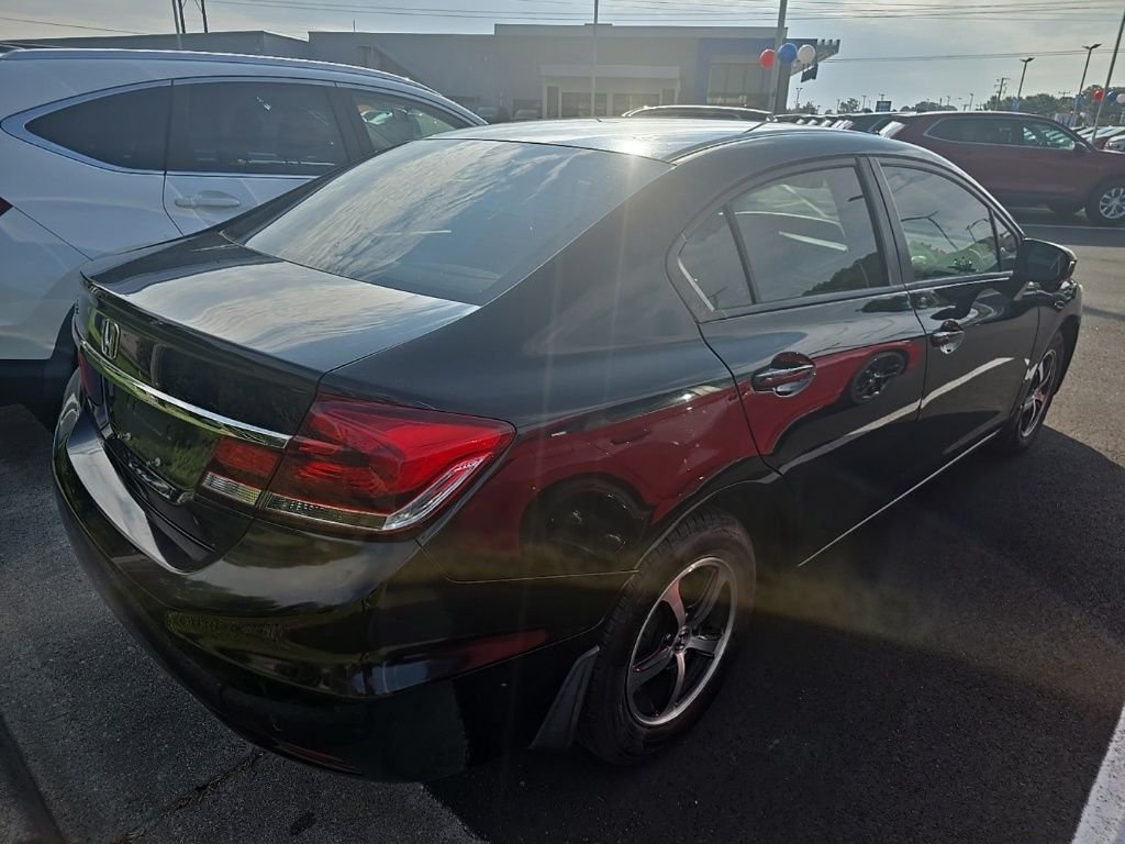 Used 2015 Black Honda SE image 6