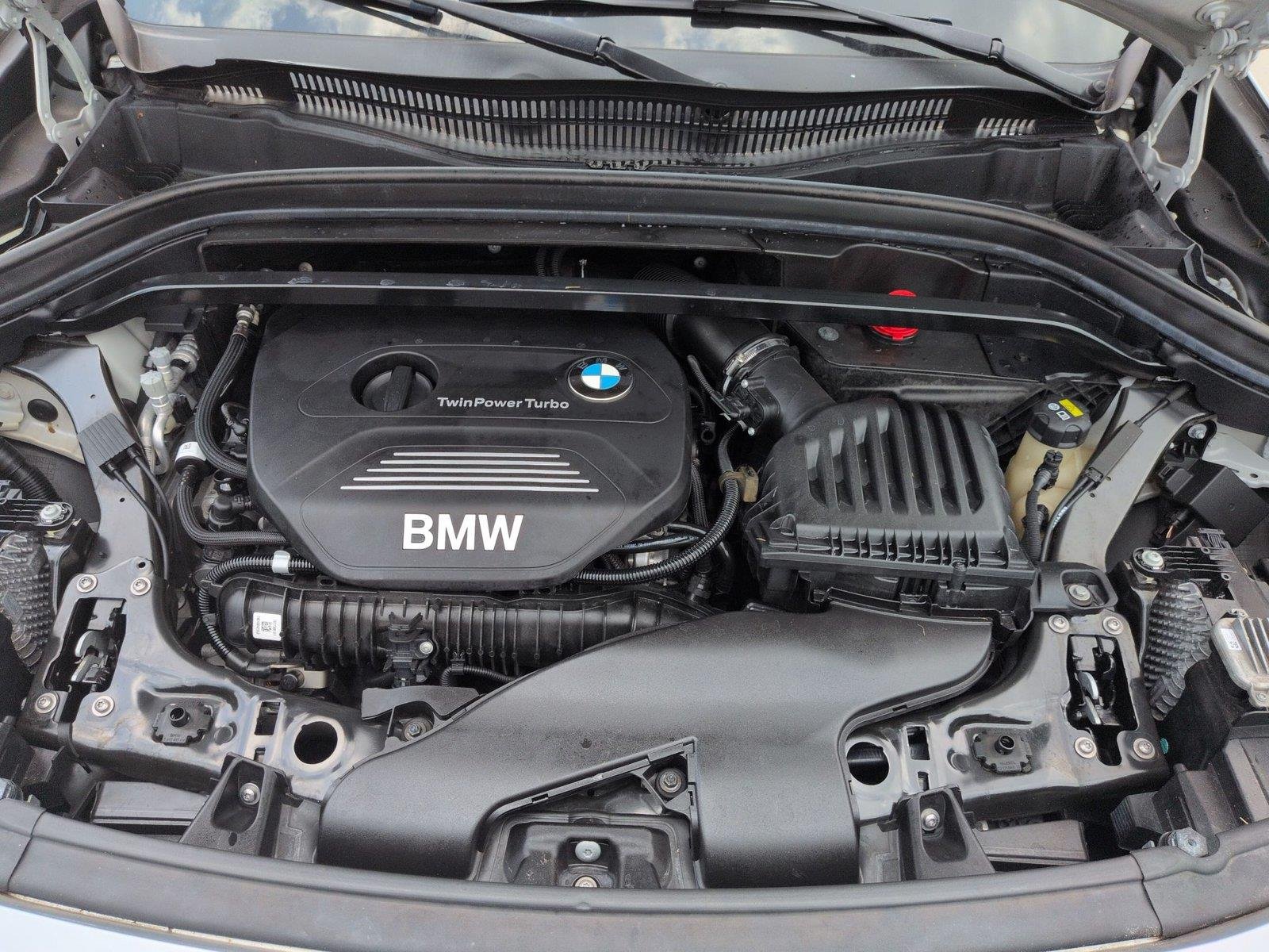 Used 2019 Glacier Silver Metallic BMW sDrive28i image 41