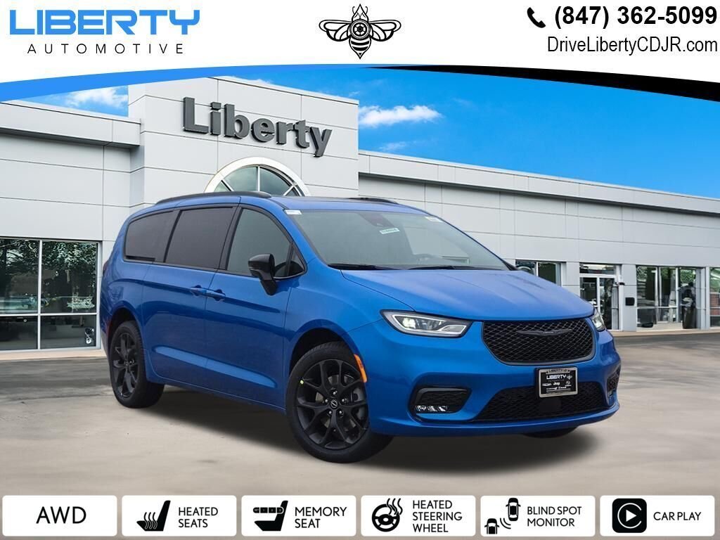 2026 Chrysler Pacifica Select AWD's photo