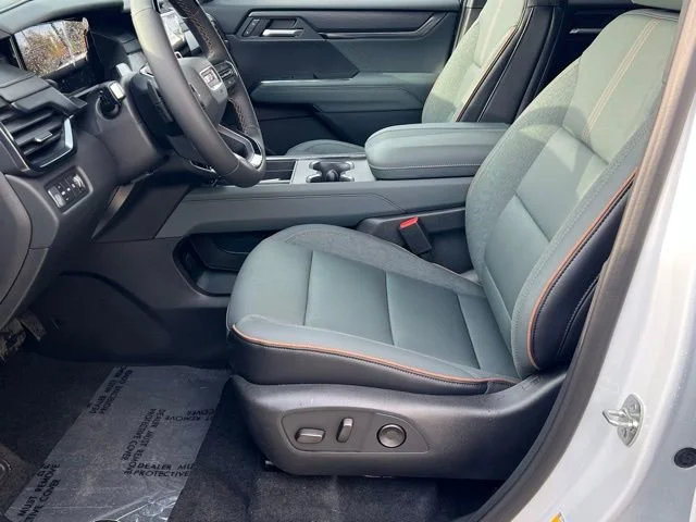 2026 GMC Acadia AT4 - Photo 19
