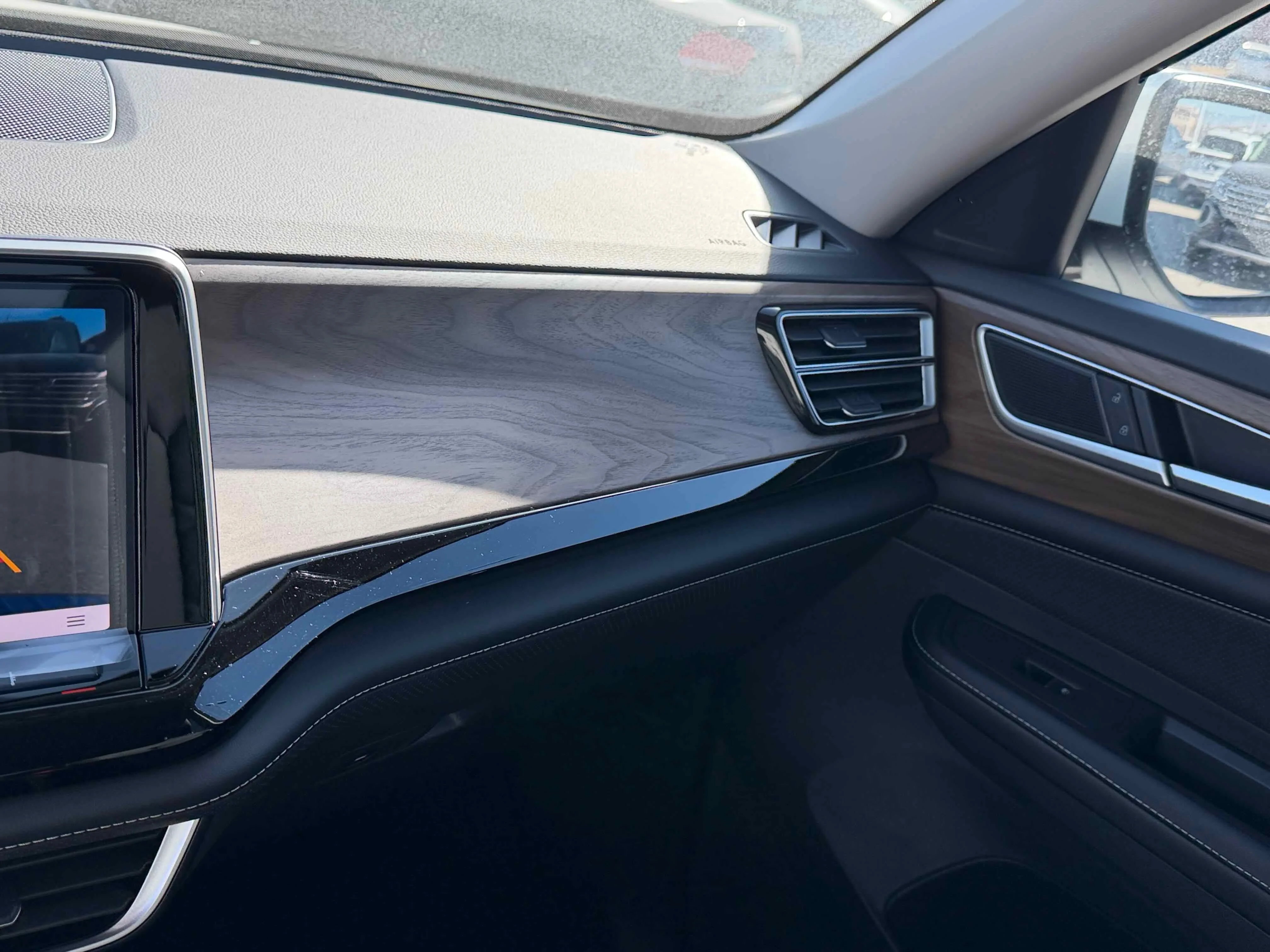 New 2026 Opal Volkswagen 2.0T SE w/Technology image 23