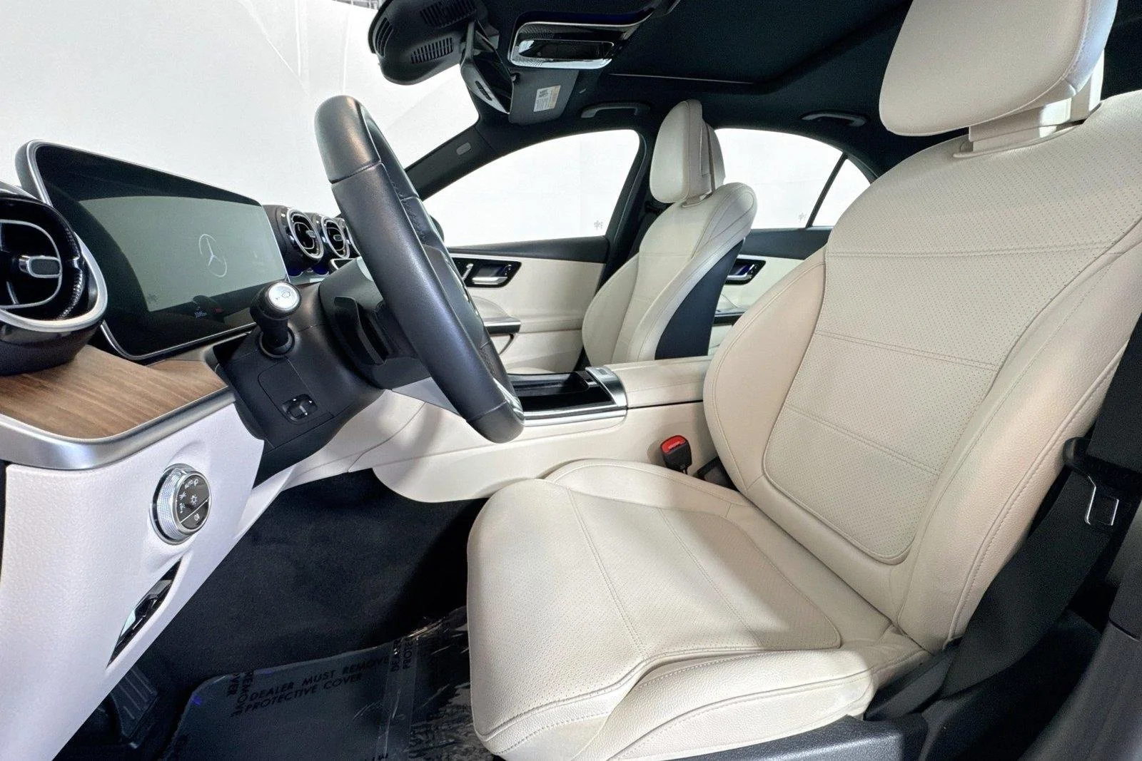 Used 2024 Polar White Mercedes-Benz C 300 image 19