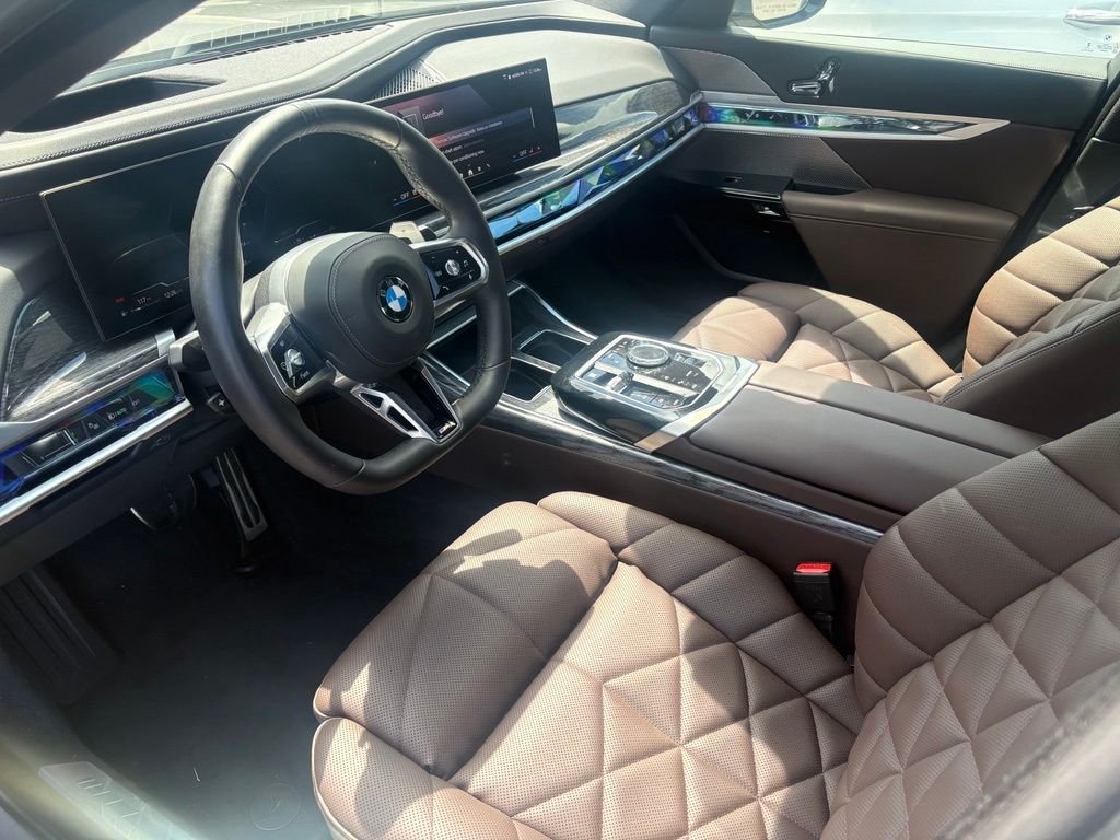 Used 2026 Oxide Grey Met BMW 740i xDrive image 8
