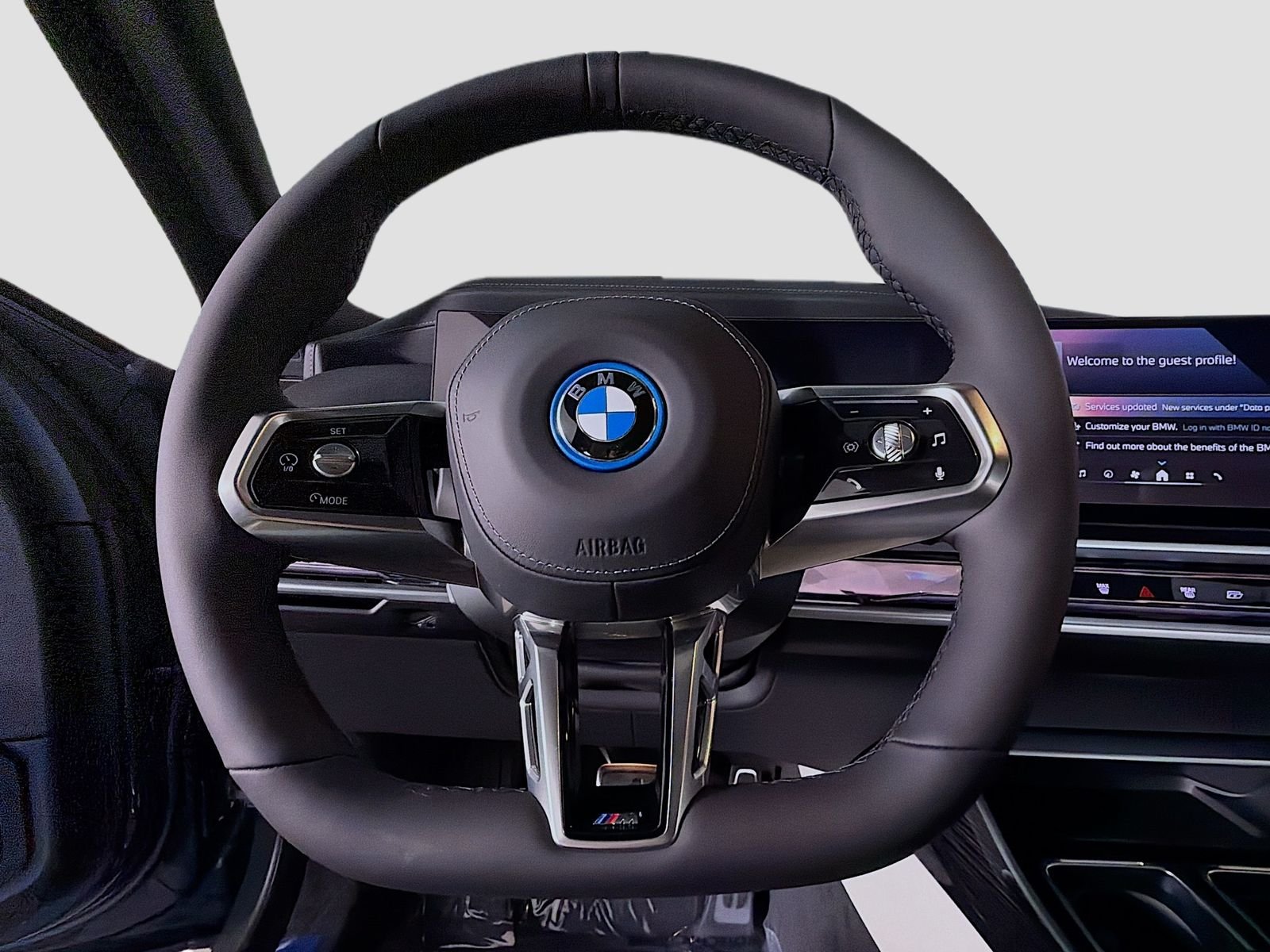 New 2026 Dravit Grey Metallic BMW xDrive60 image 11