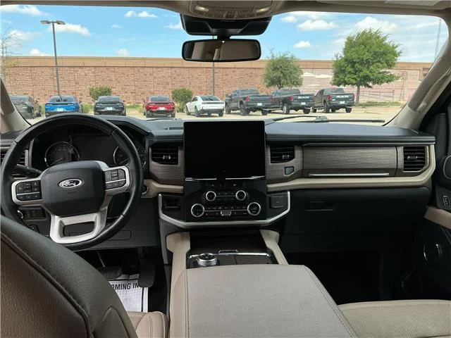 Used 2024 Agate Black Metallic Ford Limited 4x2 image 9