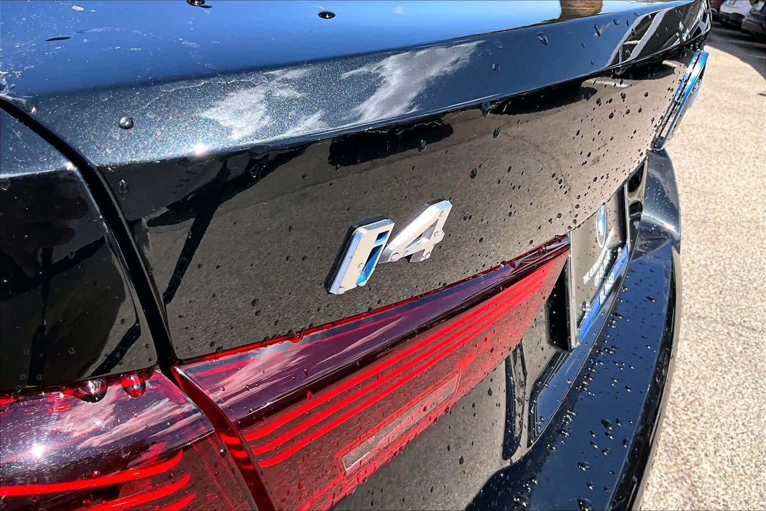 Used 2025 Black Sapphire Metallic BMW M50 image 29