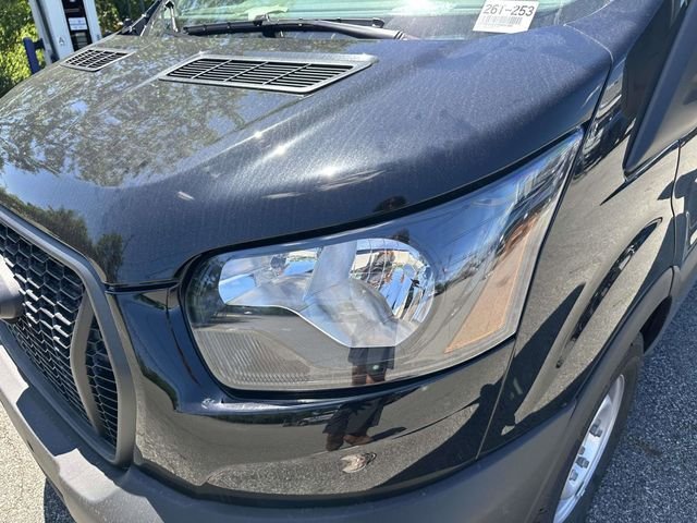 New 2026 Agate Black Metallic Ford Cargo Van image 31