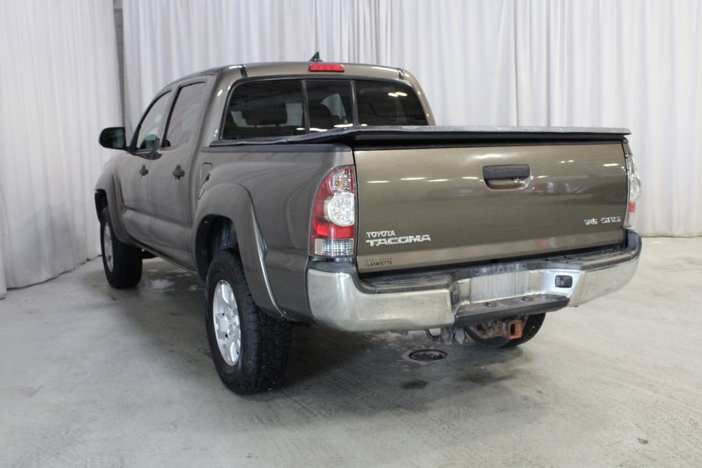 Used 2015 Pyrite Mica Toyota Base image 22