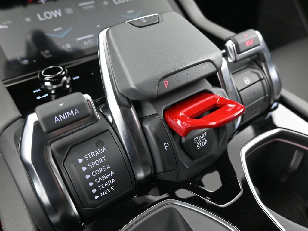 Used 2025 Gray Lamborghini SE image 26