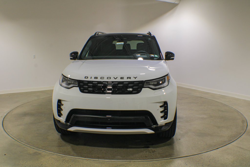 New 2026 Fuji White Land Rover Dynamic SE image 9