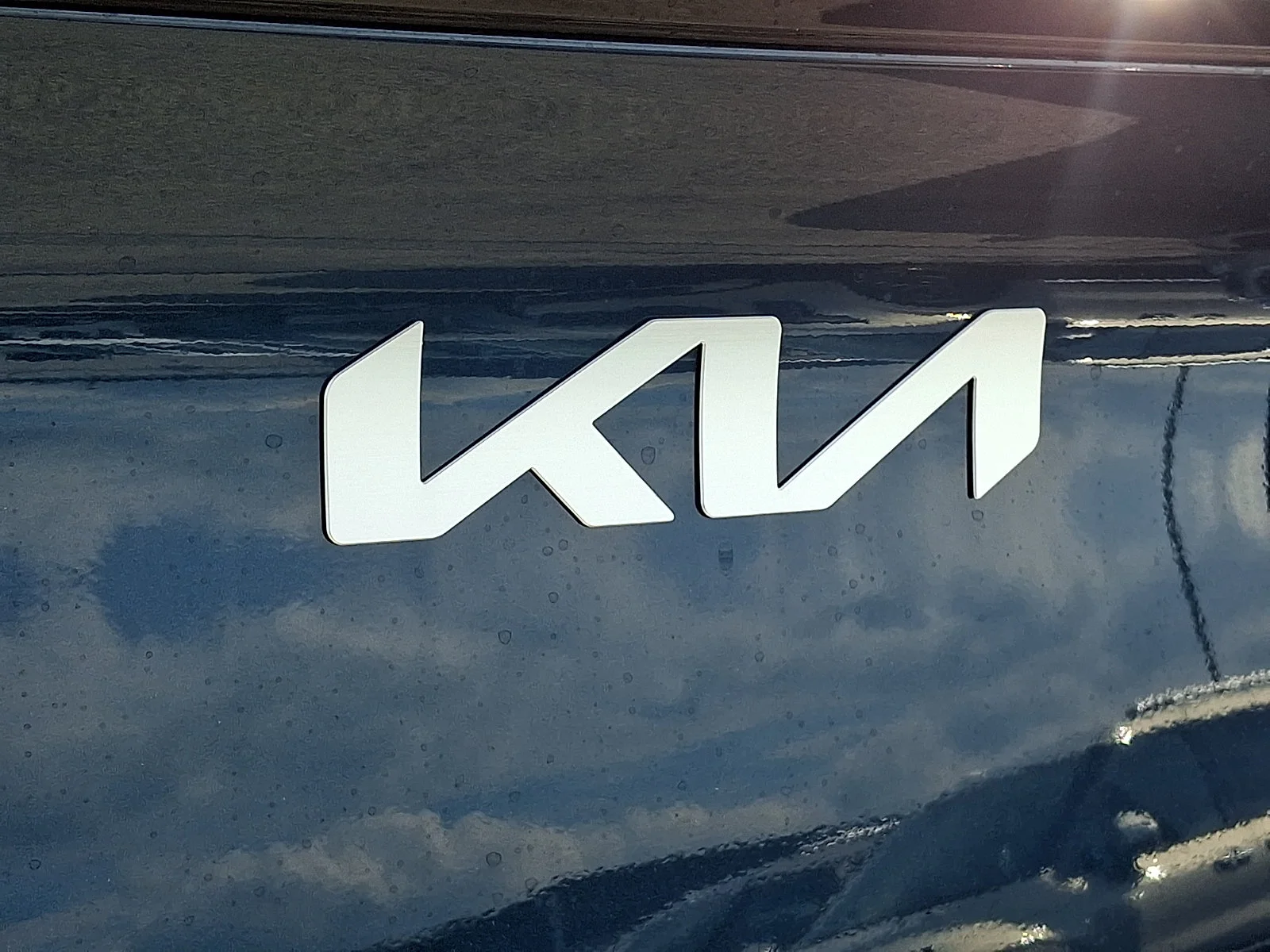 New 2027 Blue Kia S image 22