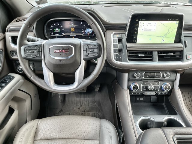 2024 GMC Yukon SLT - Photo 19