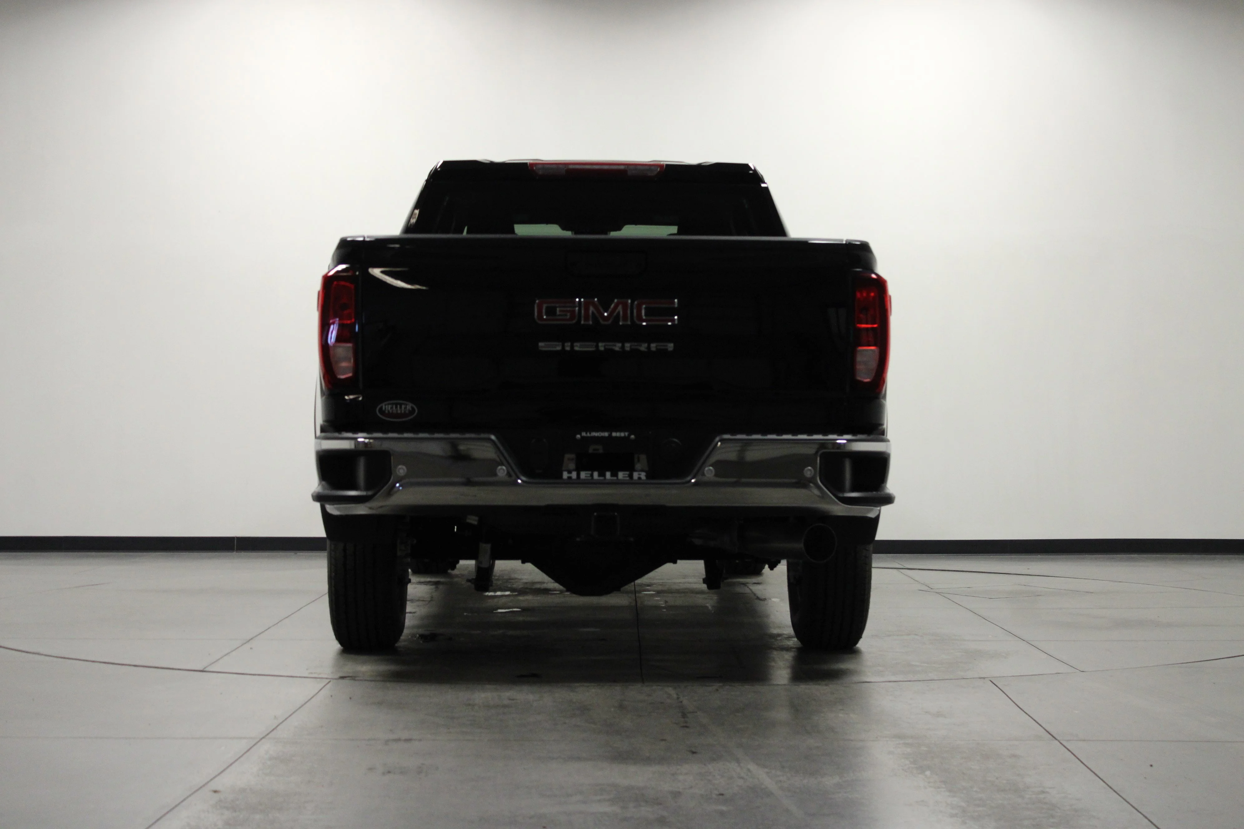 New 2026 Onyx Black GMC Pro image 4