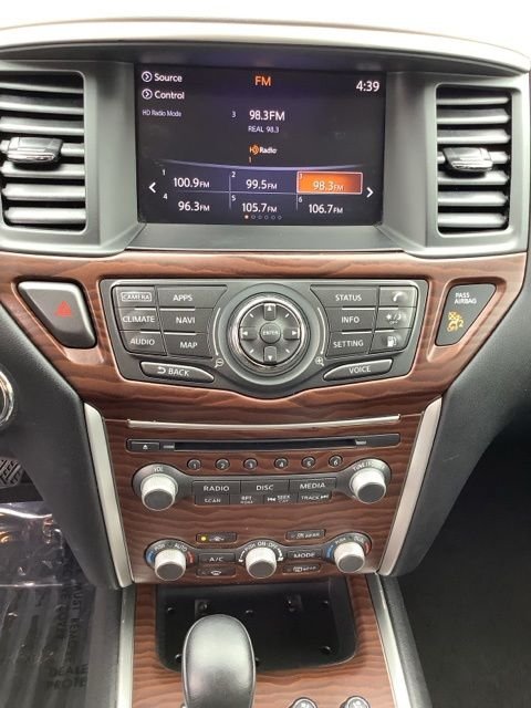Used 2018 Midnight Pine Nissan Platinum image 32