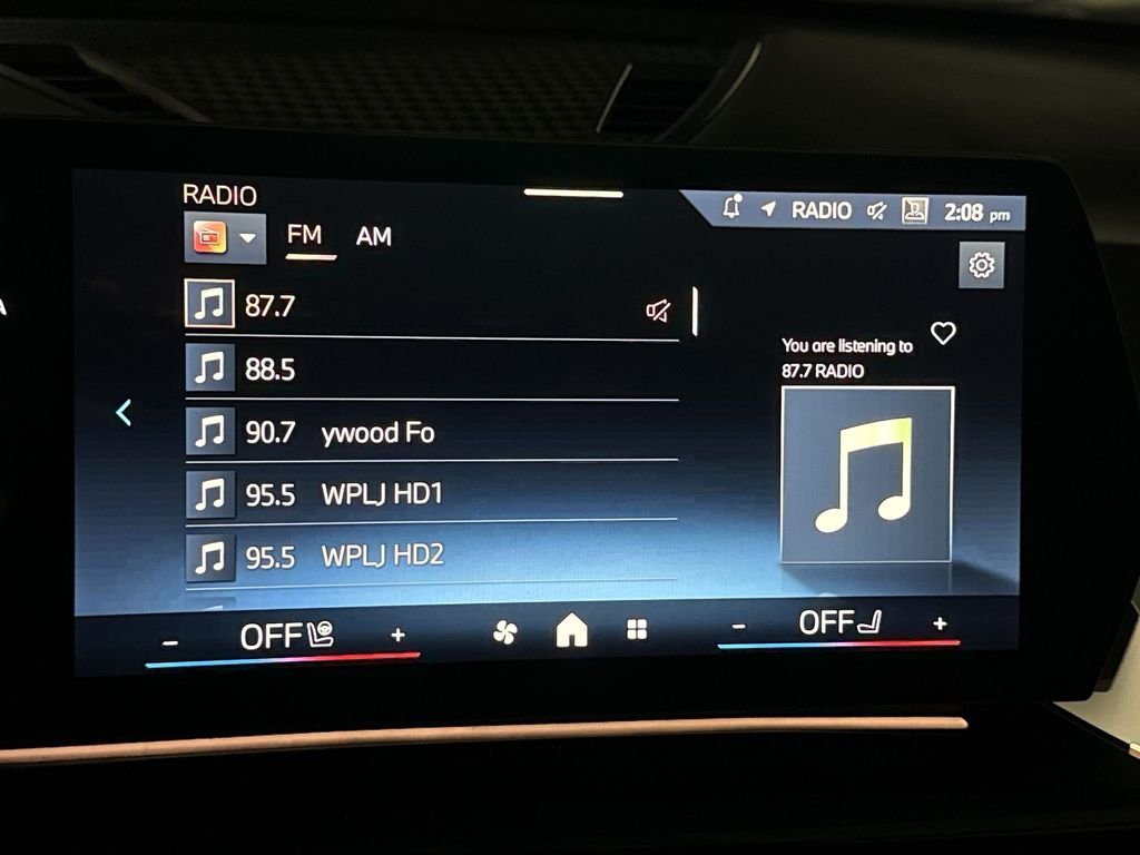 New 2027 Black Sapphire Metallic BMW xDrive28i image 16