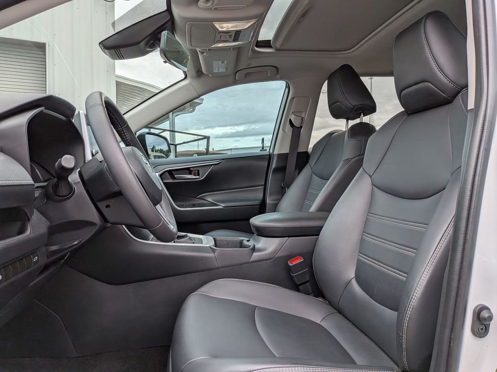 Used 2024 Beige Toyota XLE Premium image 14