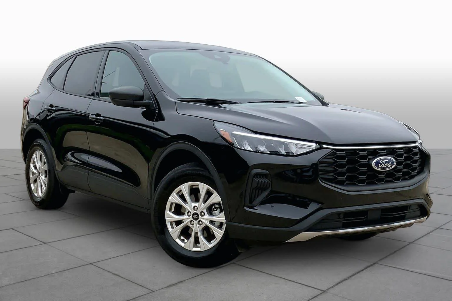 Used 2025 Agate Black Ford Active image 3