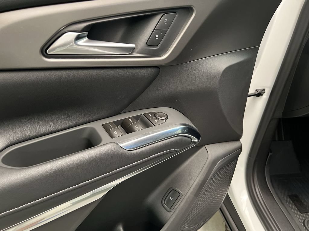 2026 Chevrolet Traverse LT - Photo 13