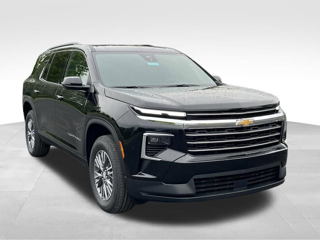 2026 Chevrolet Traverse FWD LT's photo