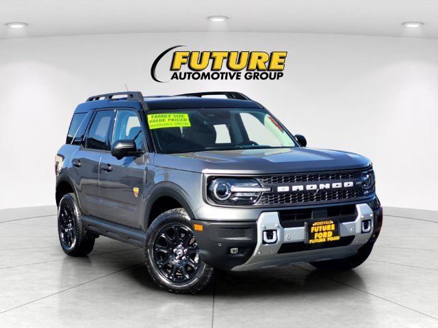 Used 2025 Gray Ford Badlands image 1
