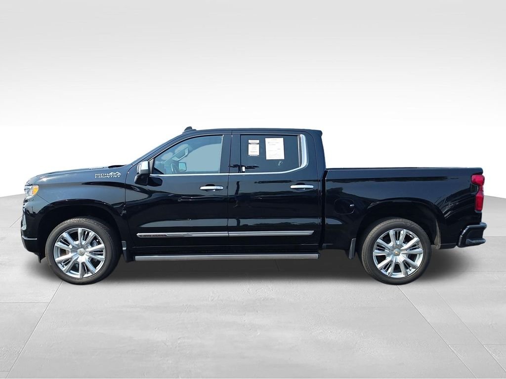 Used 2022 Black Chevrolet High Country image 4