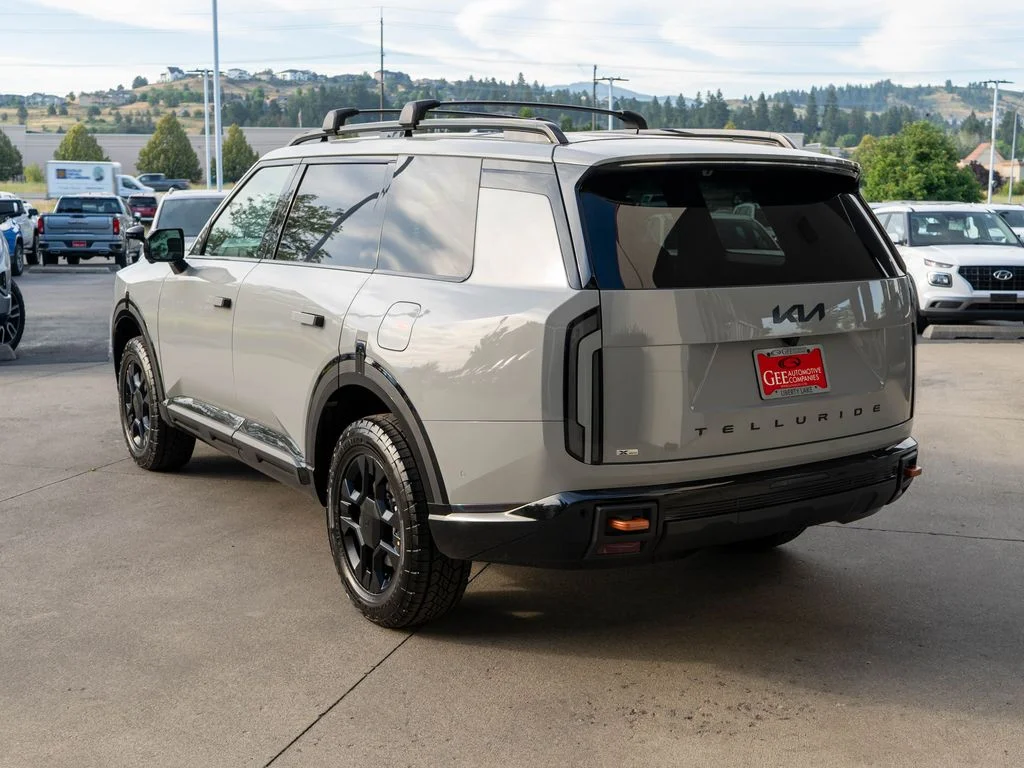 New 2027 Wolf Gray Kia X-Pro SX Prestige image 5