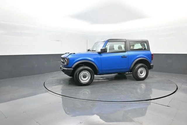 New 2026 Velocity Blue Metallic Ford Base image 4