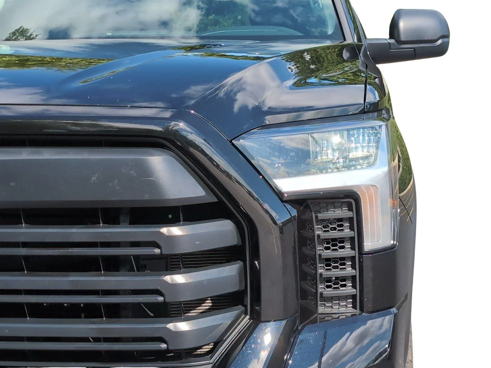 Used 2024 Midnight Black Metallic Toyota SR5 image 12