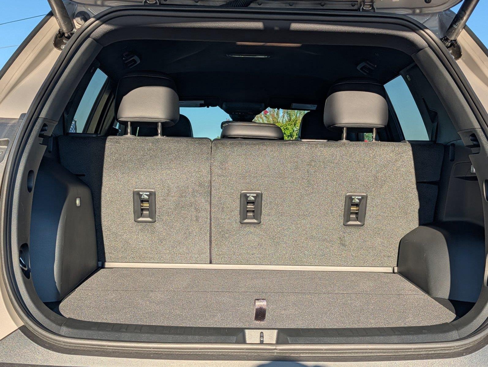 New 2027 Riverstone Metallic GMC Elevation image 32
