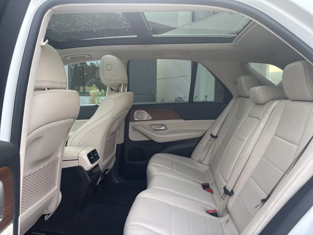 Used 2022 White Mercedes-Benz GLE 350 image 23