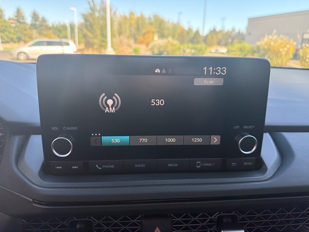 Certified Used 2025  Honda SE image 25