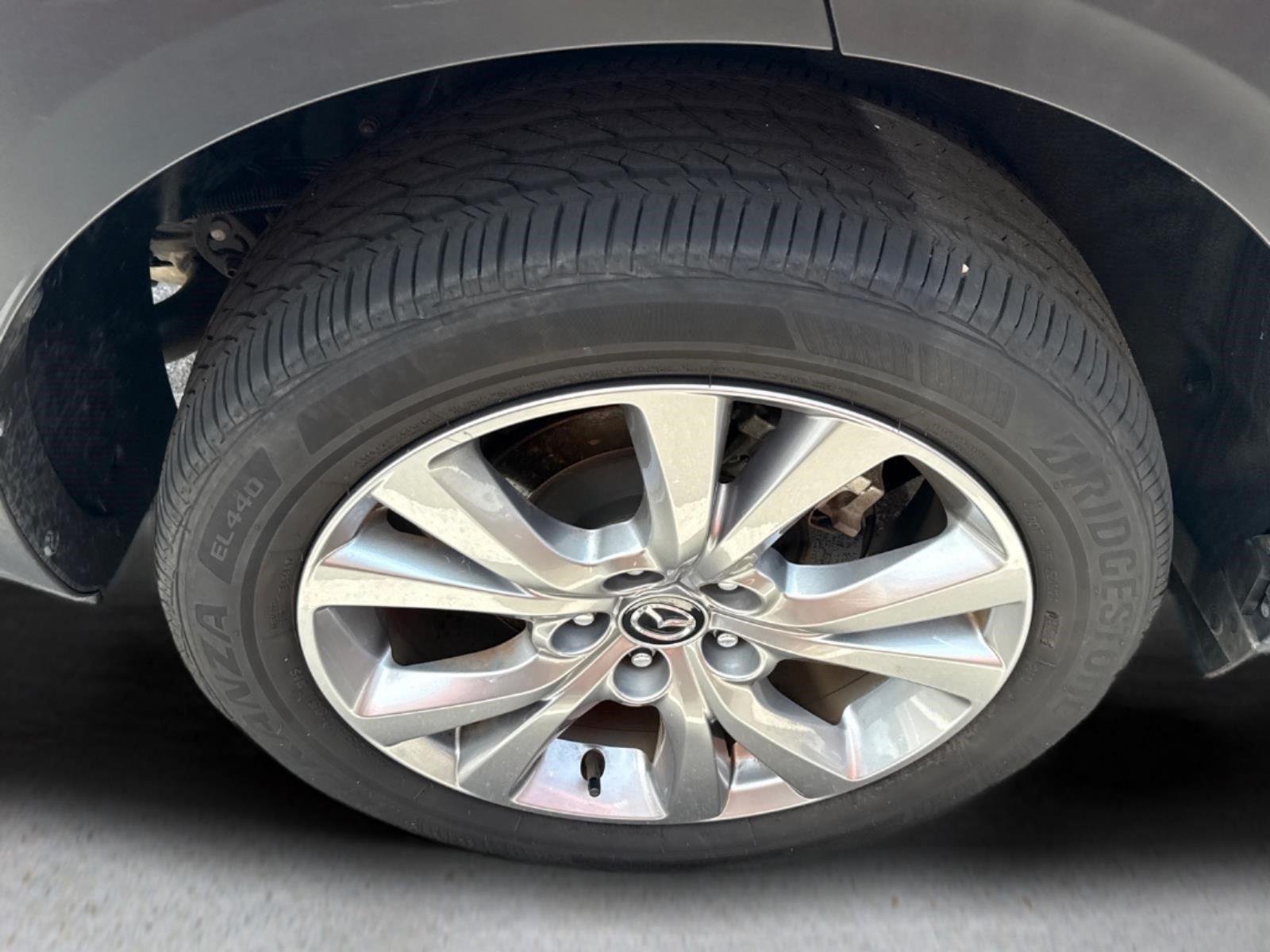 Used 2023 Snowflake White Pearl Mica Mazda 2.5 S Select Package image 16