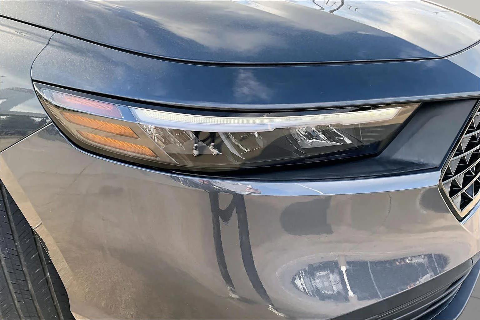 Used 2024 Meteorite Gray Metallic Honda LX image 25