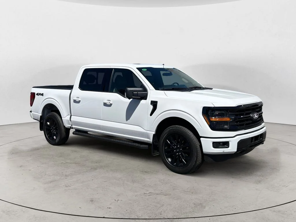 Used 2024 White Ford XLT image 3
