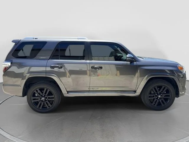 Used 2022 Gray Toyota Limited image 9