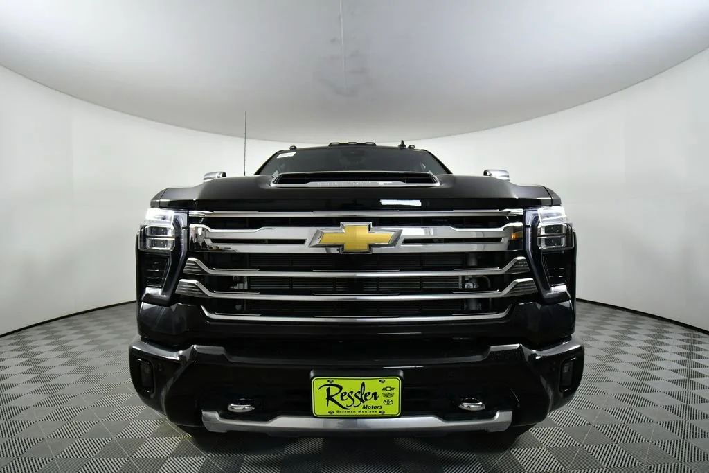 2026 Chevrolet Silverado 3500 HD High Country - Photo 7