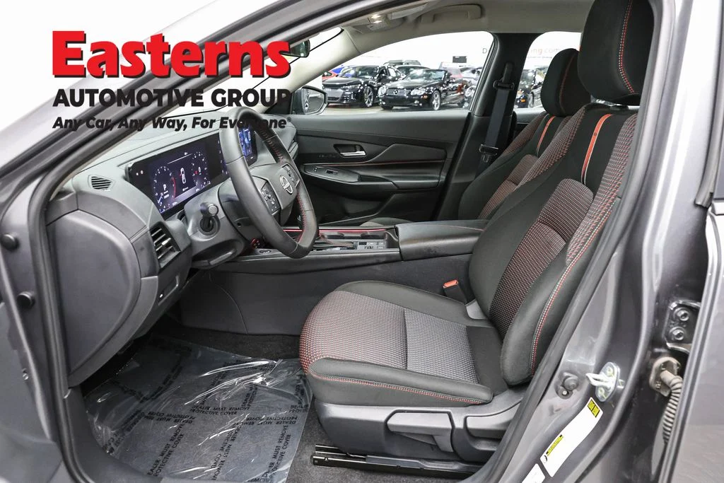 Used 2026 Gray Nissan SR image 13