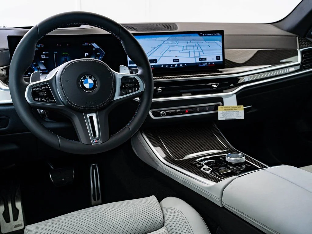 New 2026 Carbon Black Metallic BMW M60i image 4