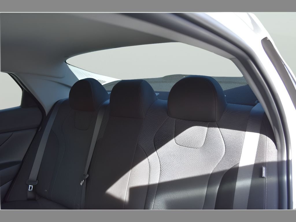 New 2026 Serenity White Hyundai SE image 55