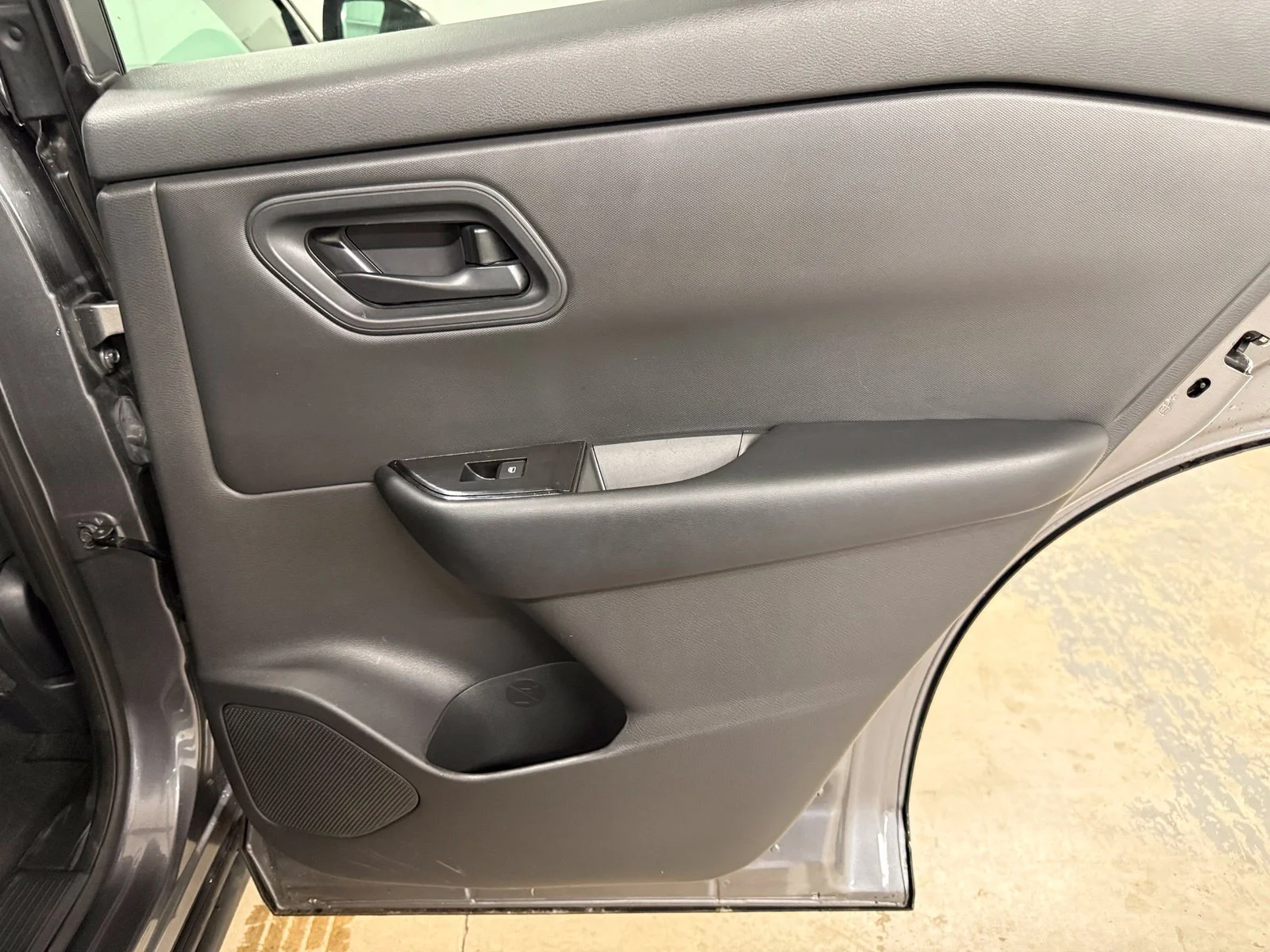 Used 2024 Gray Nissan S image 23