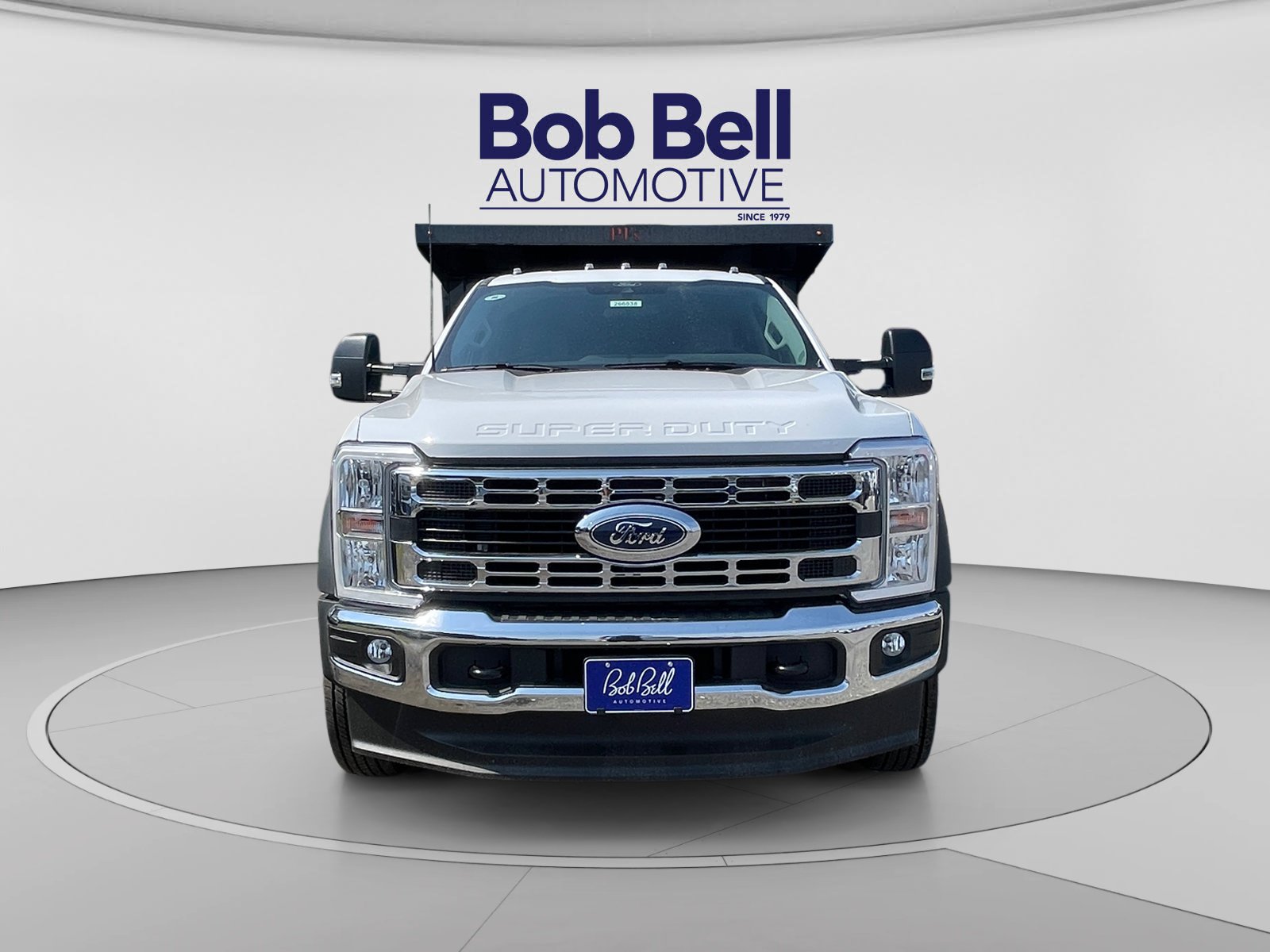New 2026 Oxford White Ford F-550® XL image 8