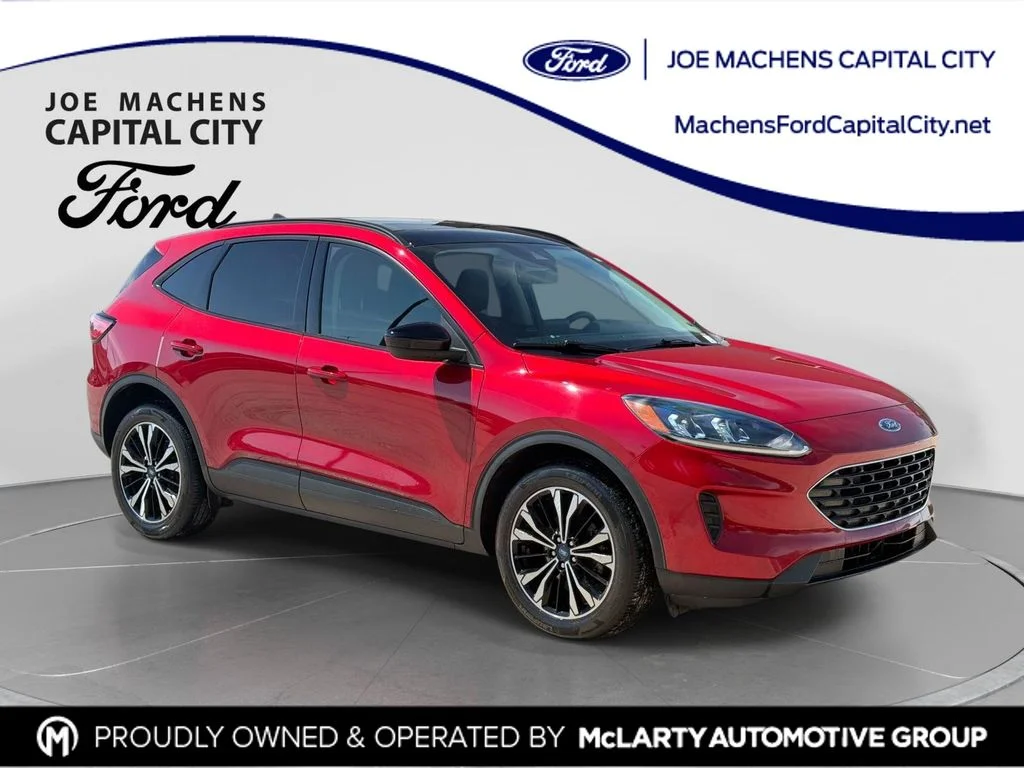 Used 2022 Rapid Red Metallic Tinted Clearcoat Ford SE image 1