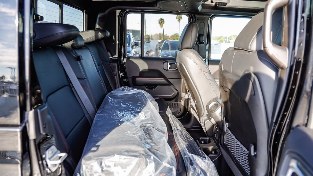 New 2026 Black Clearcoat Jeep Rubicon X image 20